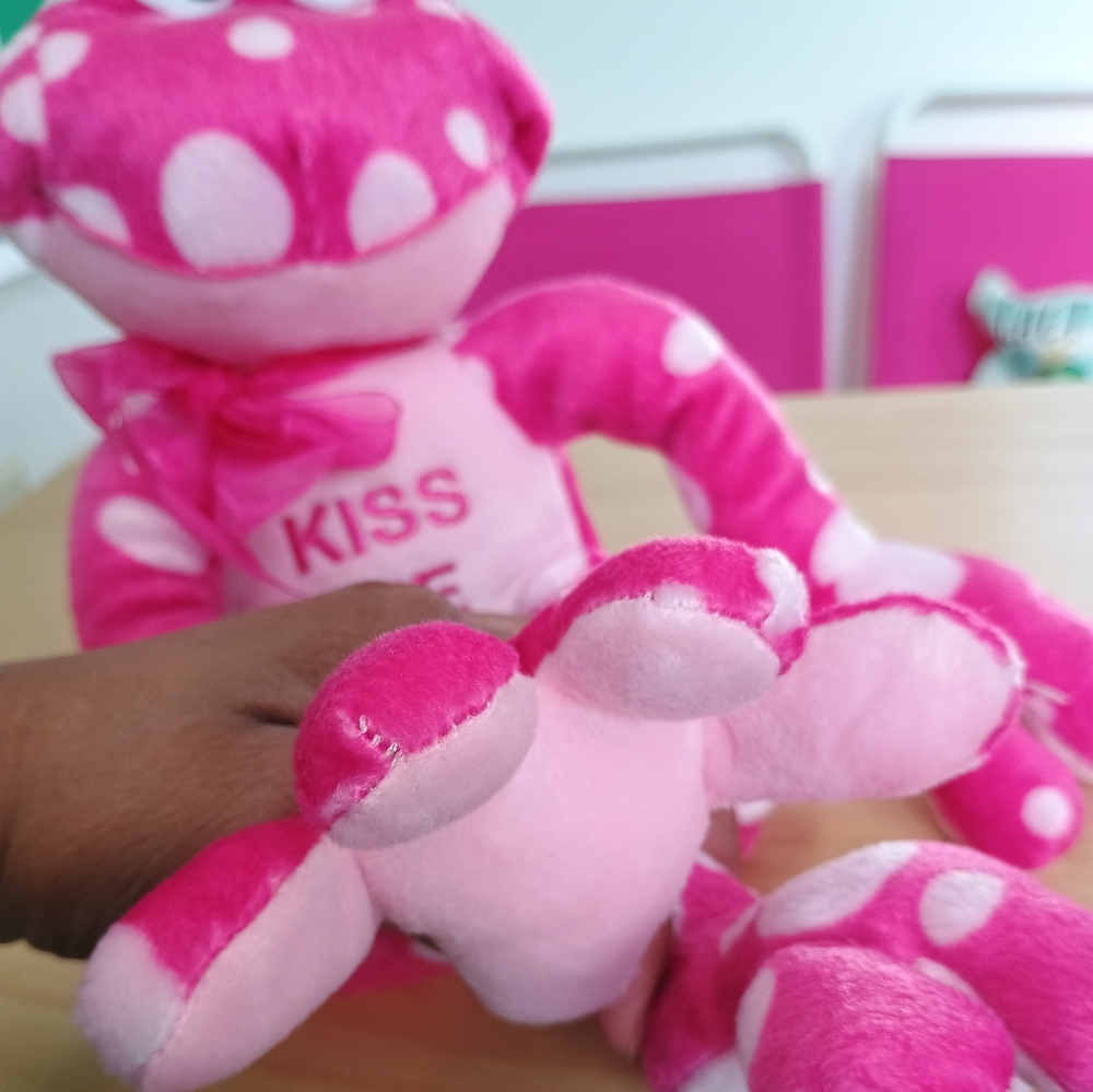 Burton Burton Kiss Me long legs & Arms polka dot Sitting pink plush frog ๐ธ 13in - Picture 11 of 16